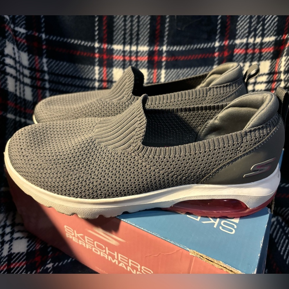 Skechers Go Walk Max